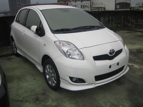 bodykit yaris 2011